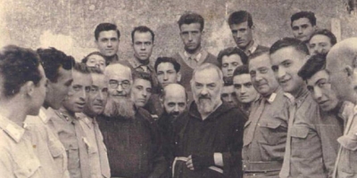 Come Padre Pio fermava i bombardieri nella II Guerra Mondiale in pieno volo